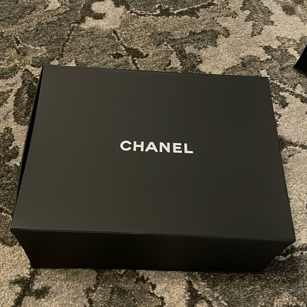 Chanel Black Magnetic Box
